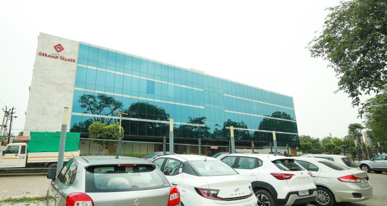 Hotel German Palace Near To Airport Gandhinagar Esterno foto