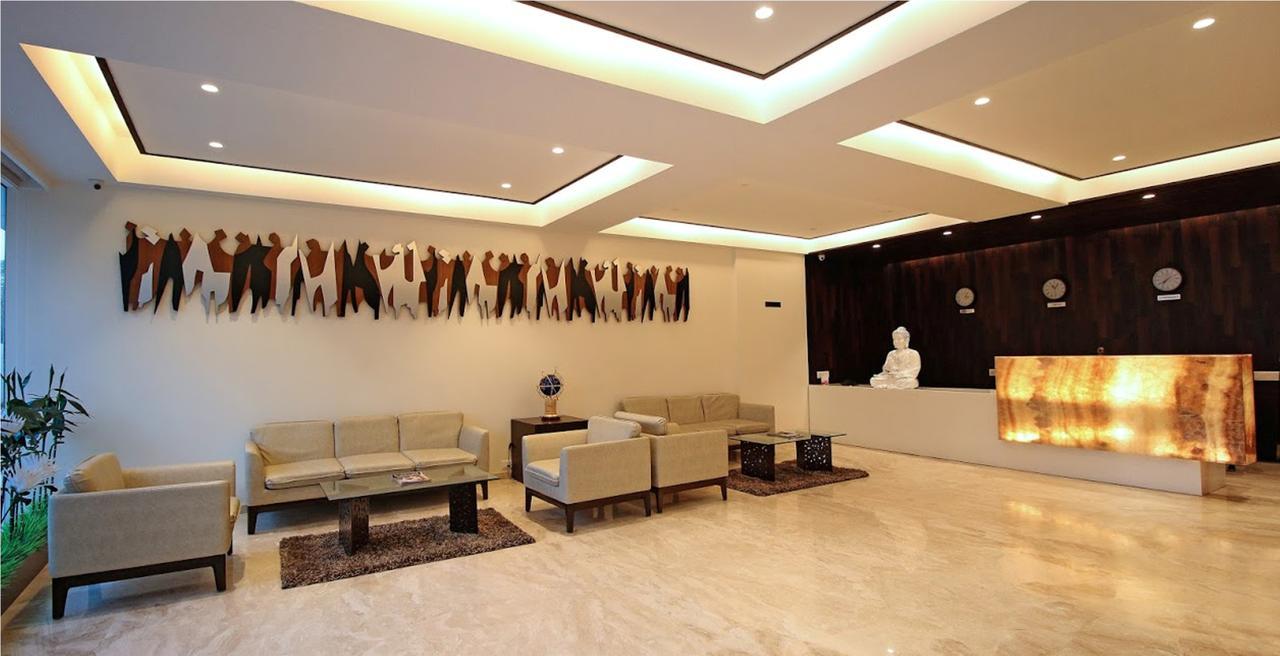 Hotel German Palace Near To Airport Gandhinagar Esterno foto