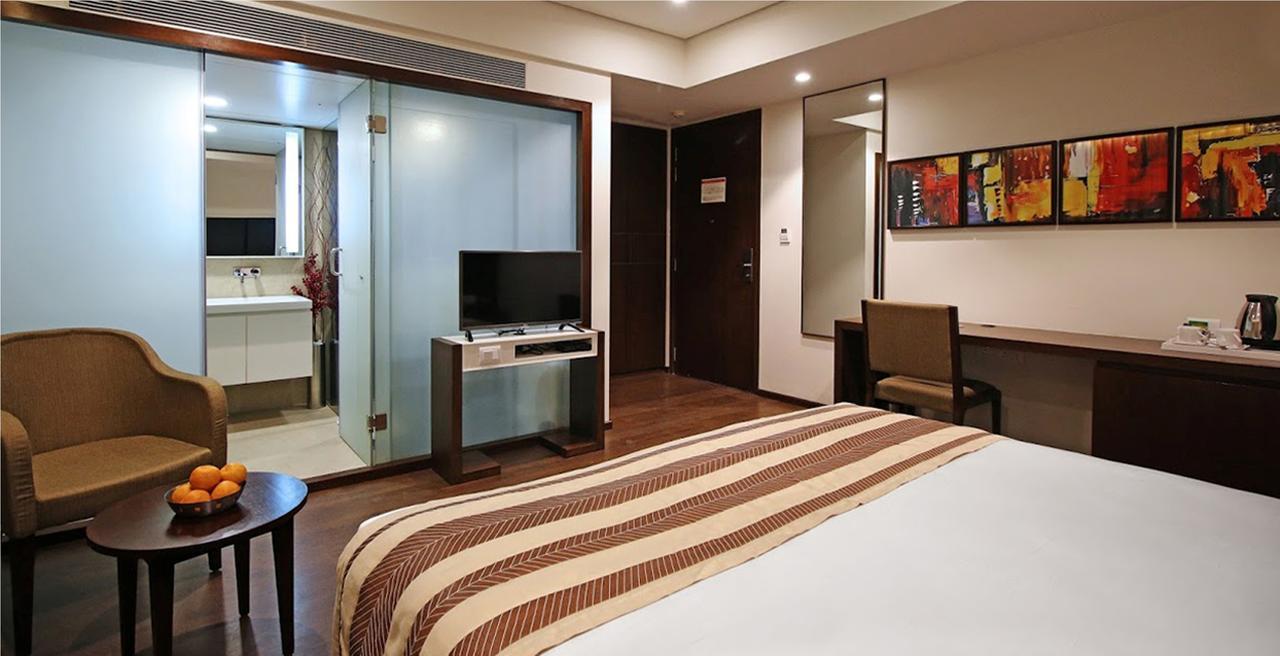 Hotel German Palace Near To Airport Gandhinagar Esterno foto